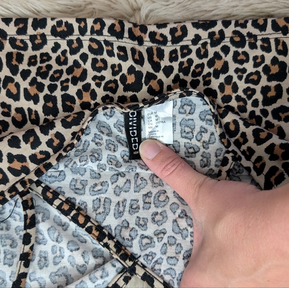 Leopard print strappy wrap top - Picture 7 of 7